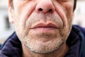 ¿Cómo saber si una persona consume drogas a simple vista?