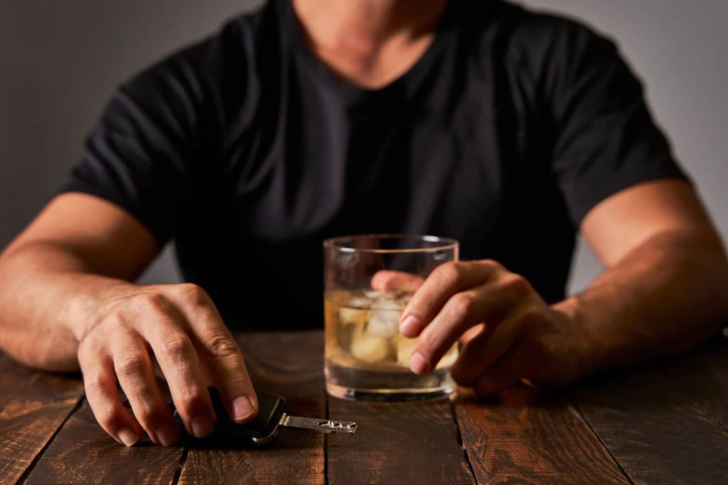 Qué tipos de alcoholismos hay