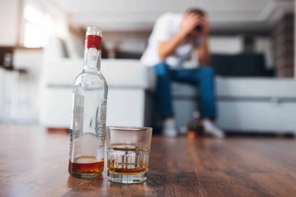 Abstinencia alcohólica: qué es y cómo superarla